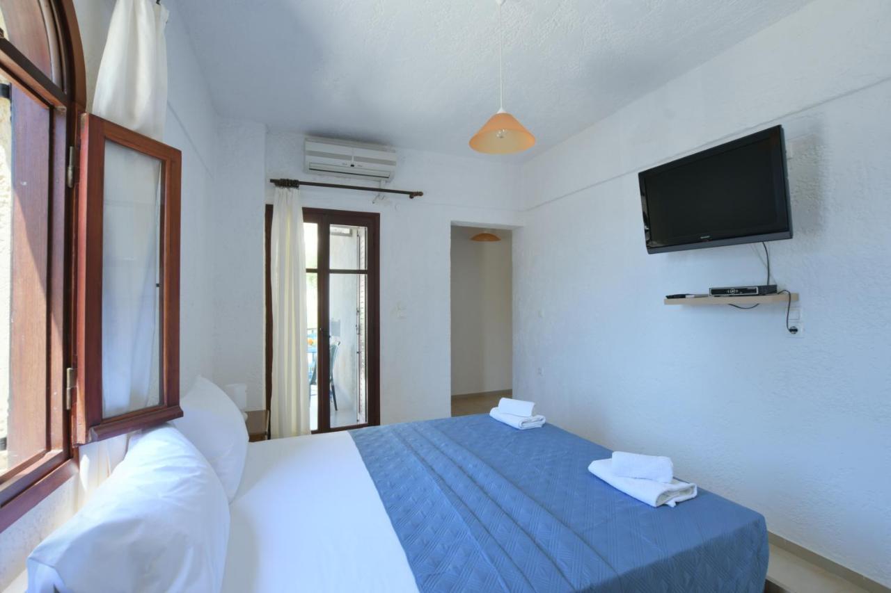 Galini Apartments Achlia エクステリア 写真