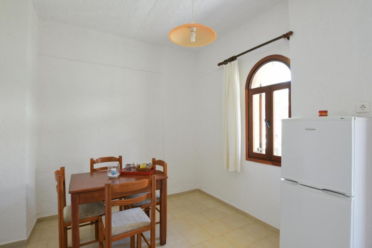 Galini Apartments Achlia エクステリア 写真