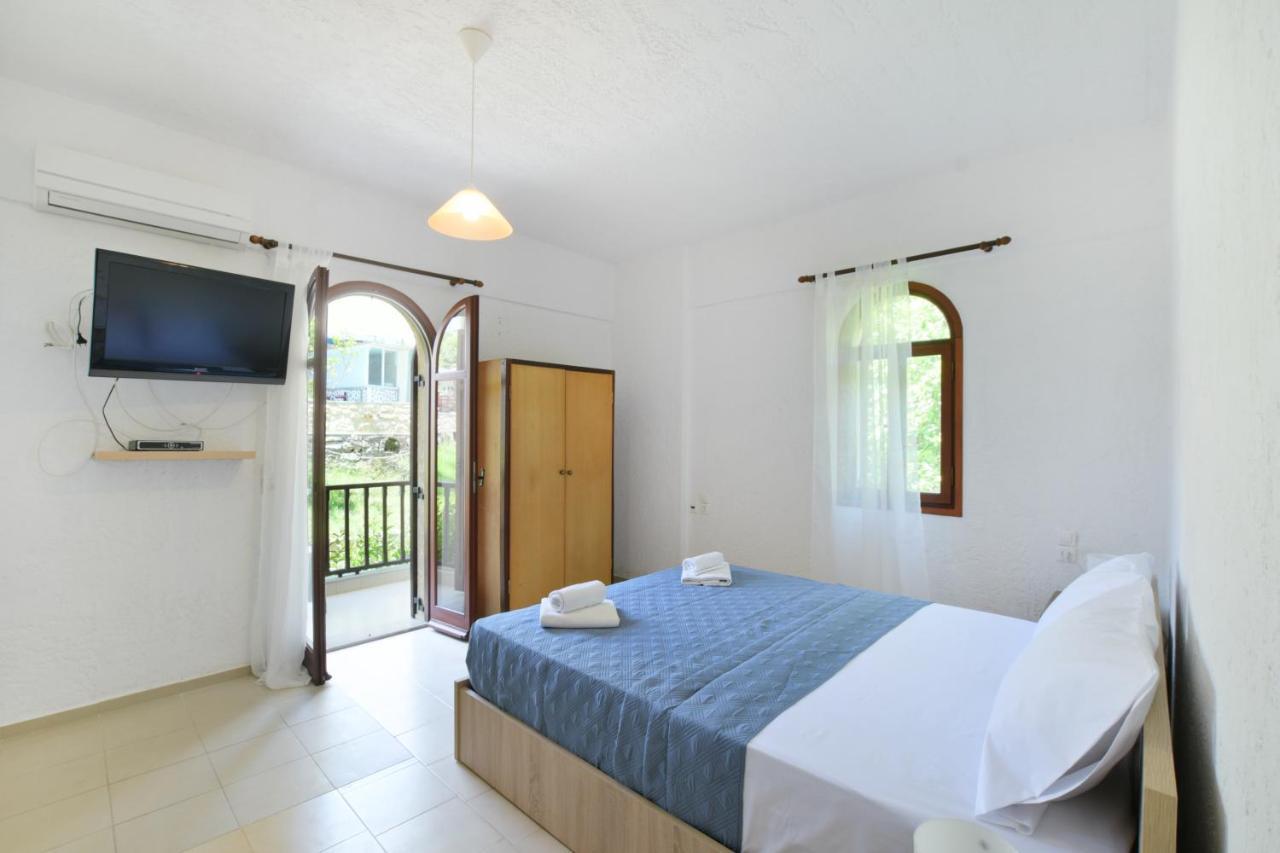 Galini Apartments Achlia エクステリア 写真