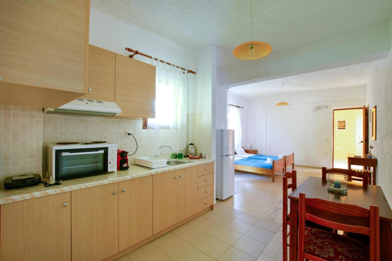 Galini Apartments Achlia エクステリア 写真
